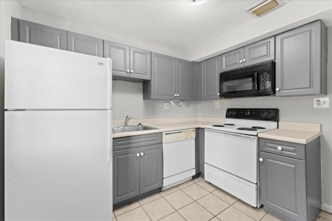 Copropriété à vendre à Tampa, Floride: 2 chambres, 83.52 m2 № 2212157 - photo 8