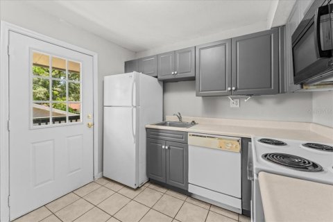 Copropriété à vendre à Tampa, Floride: 2 chambres, 83.52 m2 № 2212157 - photo 7