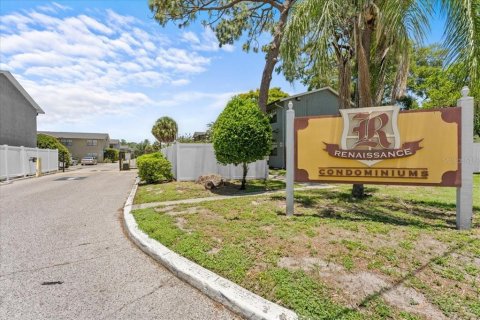 Copropriété à vendre à Tampa, Floride: 2 chambres, 83.52 m2 № 2212157 - photo 25