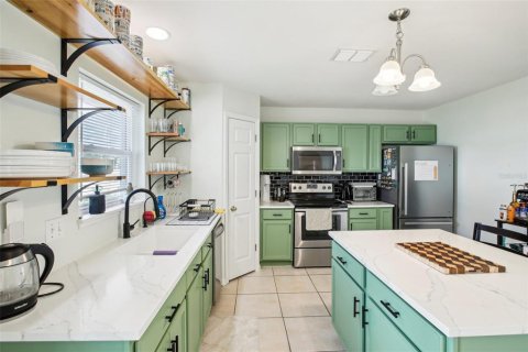 Casa en venta en Winter Haven, Florida, 4 dormitorios, 215.53 m2 № 1631346 - foto 17
