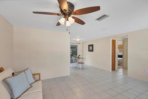 Immobilier commercial à vendre à Englewood, Floride: 2 chambres, 101.91 m2 № 2403345 - photo 20