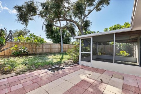 Immobilier commercial à vendre à Englewood, Floride: 2 chambres, 101.91 m2 № 2403345 - photo 6