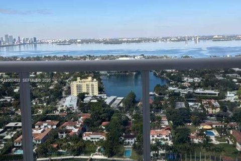 Снять в аренду кондоминиум в Майами-Бич, Флорида 1 спальня, 102.19м2, № 2065321 - фото 10