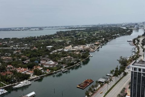 Снять в аренду кондоминиум в Майами-Бич, Флорида 1 спальня, 102.19м2, № 2065321 - фото 12