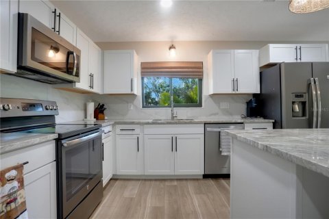 Copropriété à vendre à Bradenton, Floride: 2 chambres, 110.09 m2 № 1654194 - photo 11