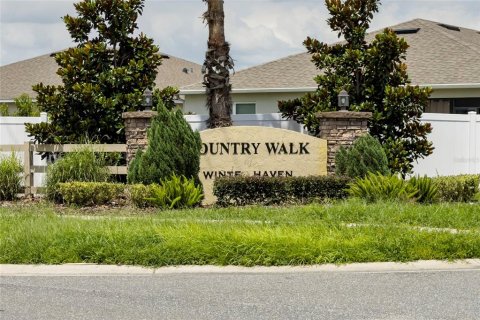 Casa en venta en Winter Haven, Florida, 3 dormitorios, 157 m2 № 2230262 - foto 29