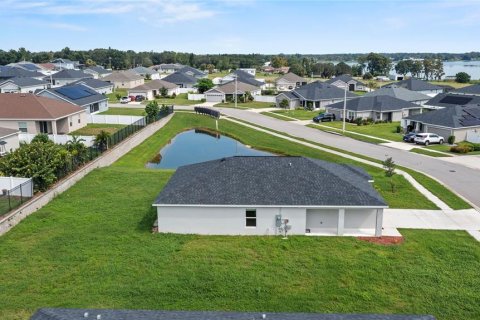 House in Lake Alfred, Florida 3 bedrooms, 149.11 sq.m. № 1912610 - photo 19