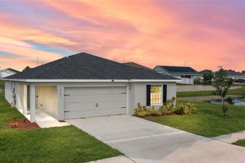 House in Lake Alfred, Florida 3 bedrooms, 149.11 sq.m. № 1912610 - photo 29