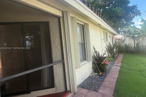 House in Homestead, Florida 3 bedrooms, 104.52 sq.m. № 2071599 - photo 22