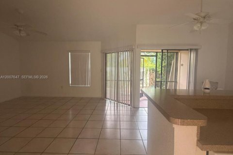 House in Homestead, Florida 3 bedrooms, 104.52 sq.m. № 2071599 - photo 8