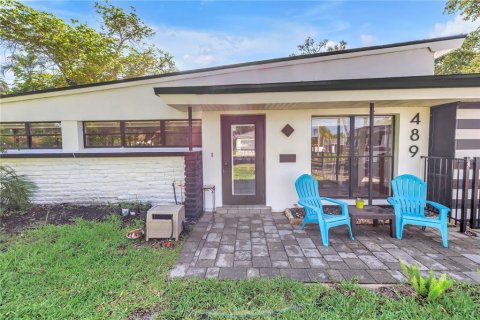 House in Tampa, Florida 3 bedrooms, 128.76 sq.m. № 1802292 - photo 4