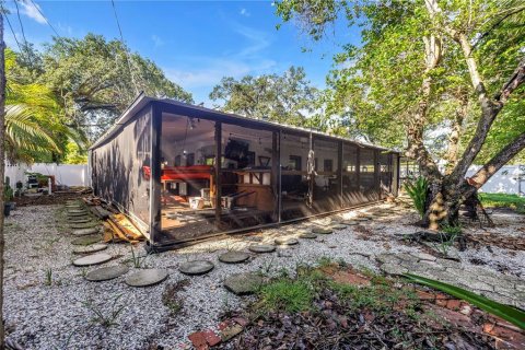 House in Tampa, Florida 3 bedrooms, 128.76 sq.m. № 1802292 - photo 24