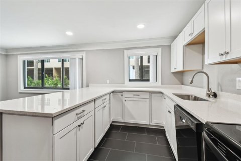 Apartamento en alquiler en Belleair Bluffs, Florida, 2 dormitorios, 102.19 m2 № 1679347 - foto 16