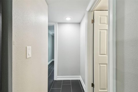 Apartamento en alquiler en Belleair Bluffs, Florida, 2 dormitorios, 102.19 m2 № 1679347 - foto 20