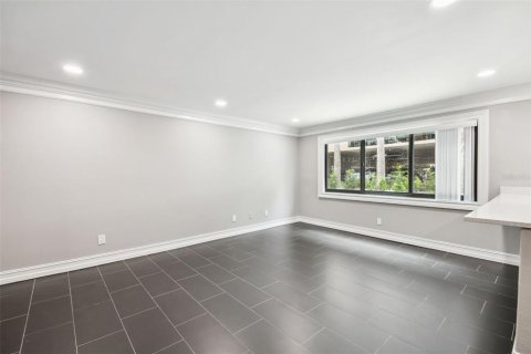 Apartamento en alquiler en Belleair Bluffs, Florida, 2 dormitorios, 102.19 m2 № 1679347 - foto 12