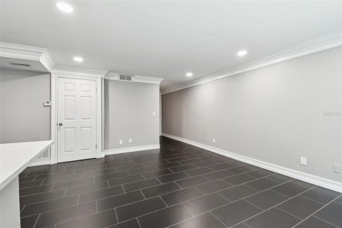 Apartamento en alquiler en Belleair Bluffs, Florida, 2 dormitorios, 102.19 m2 № 1679347 - foto 11