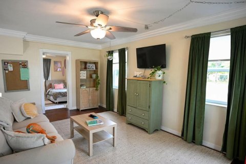 House in Deerfield Beach, Florida 3 bedrooms, 161.09 sq.m. № 2082180 - photo 10