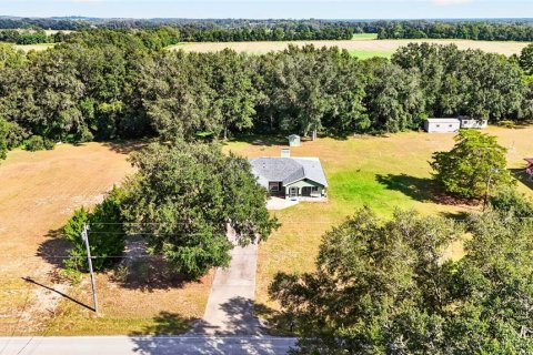 House in Dunnellon, Florida 3 bedrooms, 158.68 sq.m. № 2410325 - photo 12