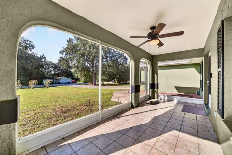 House in Dunnellon, Florida 3 bedrooms, 158.68 sq.m. № 2410325 - photo 20