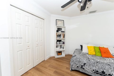 Villa ou maison à vendre à Sunrise, Floride: 4 chambres, 213.49 m2 № 1999199 - photo 23