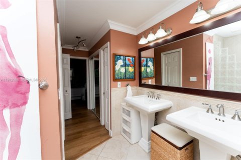 Villa ou maison à vendre à Sunrise, Floride: 4 chambres, 213.49 m2 № 1999199 - photo 18