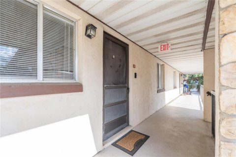 Condominio en venta en Winter Haven, Florida, 2 dormitorios, 82.5 m2 № 1724191 - foto 3