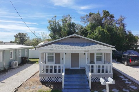 Immobilier commercial à vendre à Haines City, Floride: 3 chambres, 112.5 m2 № 2403446 - photo 9