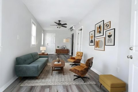 Immobilier commercial à vendre à Haines City, Floride: 3 chambres, 112.5 m2 № 2403446 - photo 5