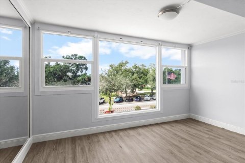 Copropriété à vendre à Sarasota, Floride: 1 chambre, 76.18 m2 № 2415014 - photo 6