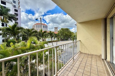 Condominio en alquiler en Miami, Florida, 1 dormitorio, 61.32 m2 № 2024579 - foto 10