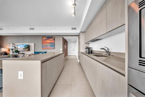 Condominio en venta en Hollywood, Florida, 2 dormitorios, 100.98 m2 № 1927824 - foto 7