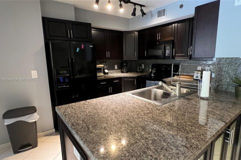 Copropriété à vendre à Aventura, Floride: 2 chambres, 109.62 m2 № 1961768 - photo 5