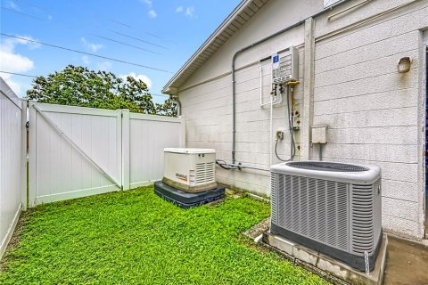 Casa en venta en Saint Petersburg, Florida, 3 dormitorios, 180.42 m2 № 1904016 - foto 18