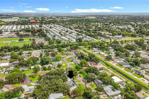 Casa en venta en Saint Petersburg, Florida, 3 dormitorios, 180.42 m2 № 1904016 - foto 20
