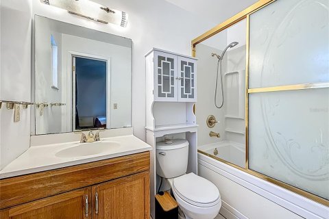Casa en venta en Saint Petersburg, Florida, 3 dormitorios, 180.42 m2 № 1904016 - foto 14