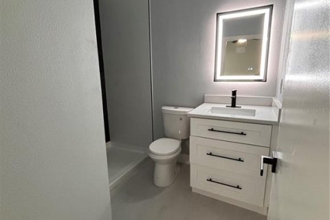Casa en venta en Orlando, Florida, 2 dormitorios, 108.05 m2 № 1916995 - foto 12