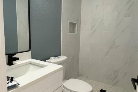 Casa en venta en Orlando, Florida, 2 dormitorios, 108.05 m2 № 1916995 - foto 8