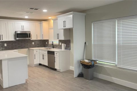 Casa en venta en Orlando, Florida, 2 dormitorios, 108.05 m2 № 1916995 - foto 3