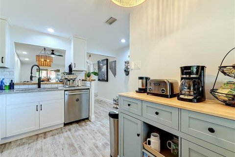 Купить кондоминиум в Клируотер, Флорида 4 комнаты, 95.22м2, № 2234158 - фото 27