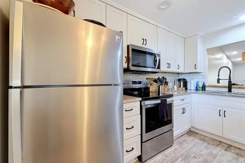 Купить кондоминиум в Клируотер, Флорида 4 комнаты, 95.22м2, № 2234158 - фото 25