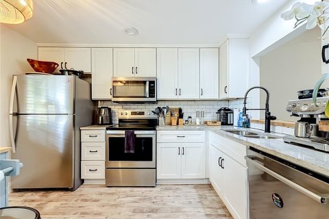 Купить кондоминиум в Клируотер, Флорида 4 комнаты, 95.22м2, № 2234158 - фото 29