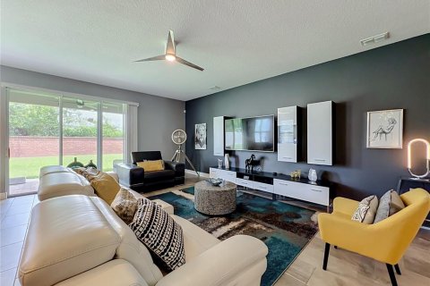 Villa ou maison à vendre à Apopka, Floride: 5 chambres, 314.38 m2 № 2285599 - photo 25