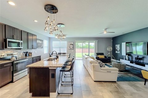 Villa ou maison à vendre à Apopka, Floride: 5 chambres, 314.38 m2 № 2285599 - photo 23