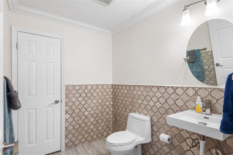 House in Land O' Lakes, Florida 4 bedrooms, 246.38 sq.m. № 1751267 - photo 19