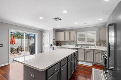 House in Land O' Lakes, Florida 4 bedrooms, 246.38 sq.m. № 1751267 - photo 16