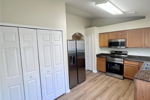 Villa ou maison à louer à Riverview, Floride: 3 chambres, 117.99 m2 № 2120233 - photo 16