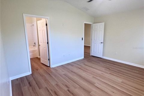 Villa ou maison à louer à Riverview, Floride: 3 chambres, 117.99 m2 № 2120233 - photo 13
