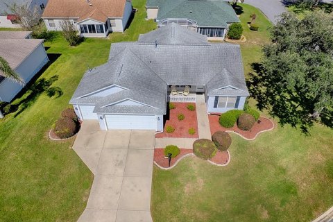 House in The Villages, Florida 3 bedrooms, 141.86 sq.m. № 2419975 - photo 30