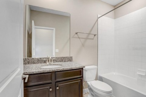 Touwnhouse à vendre à Lutz, Floride: 3 chambres, 151.62 m2 № 1717914 - photo 12