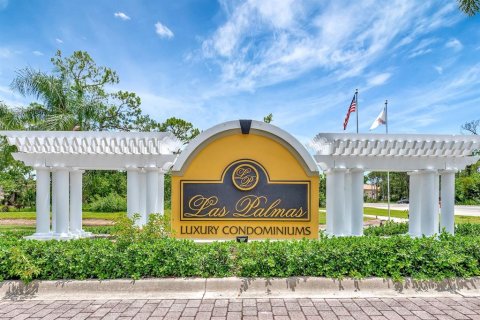 Condominio en venta en Sarasota, Florida, 1 dormitorio, 88.91 m2 № 1827344 - foto 2